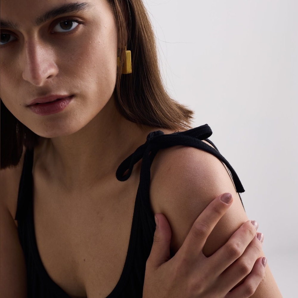 REISTOR Tie-Detail Maxi Dress Black Slits Tank Soft Casual Designer S Vacation - Picture 6 of 12